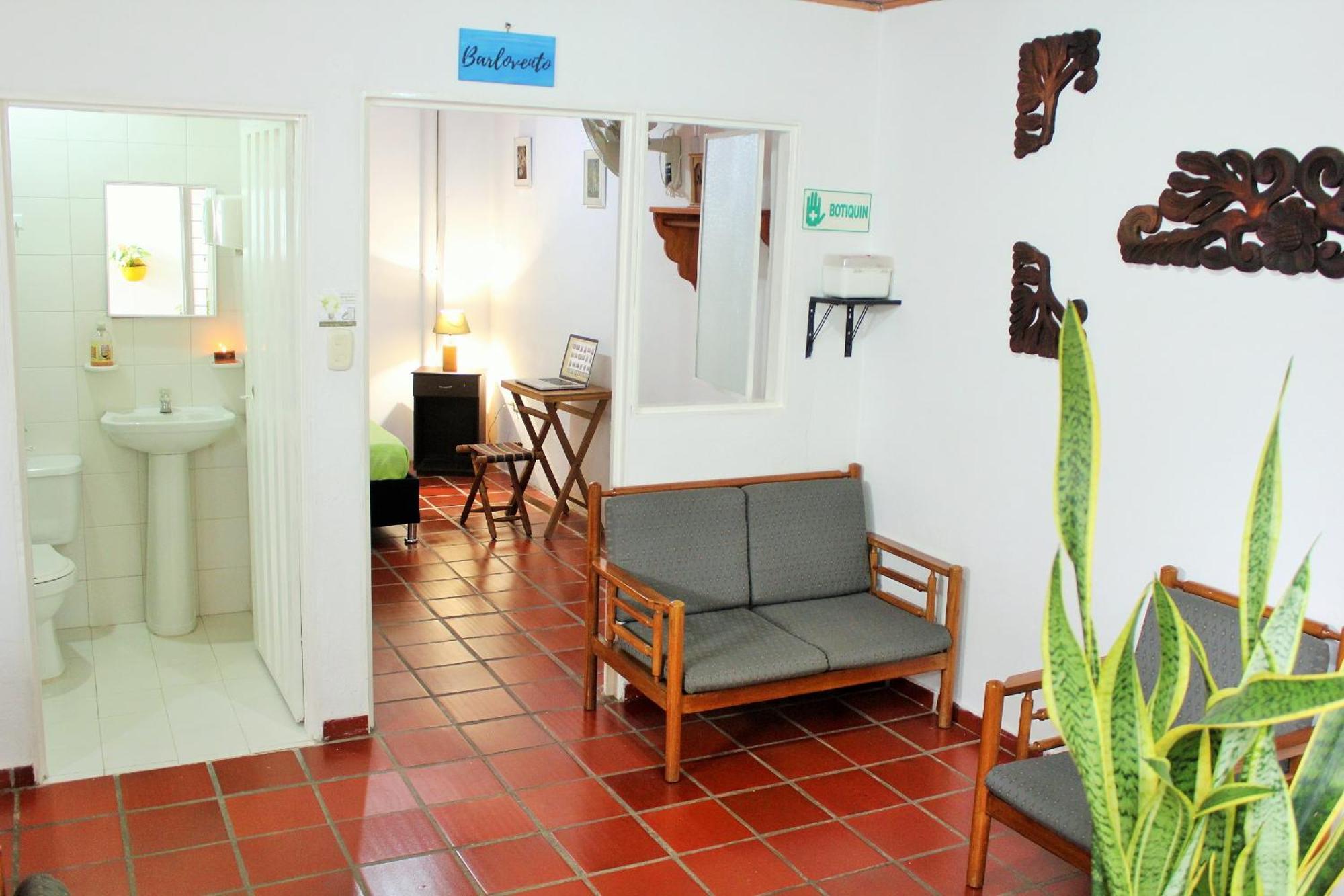 Hospedaje Los Capuchinos Socorro Bagian luar foto