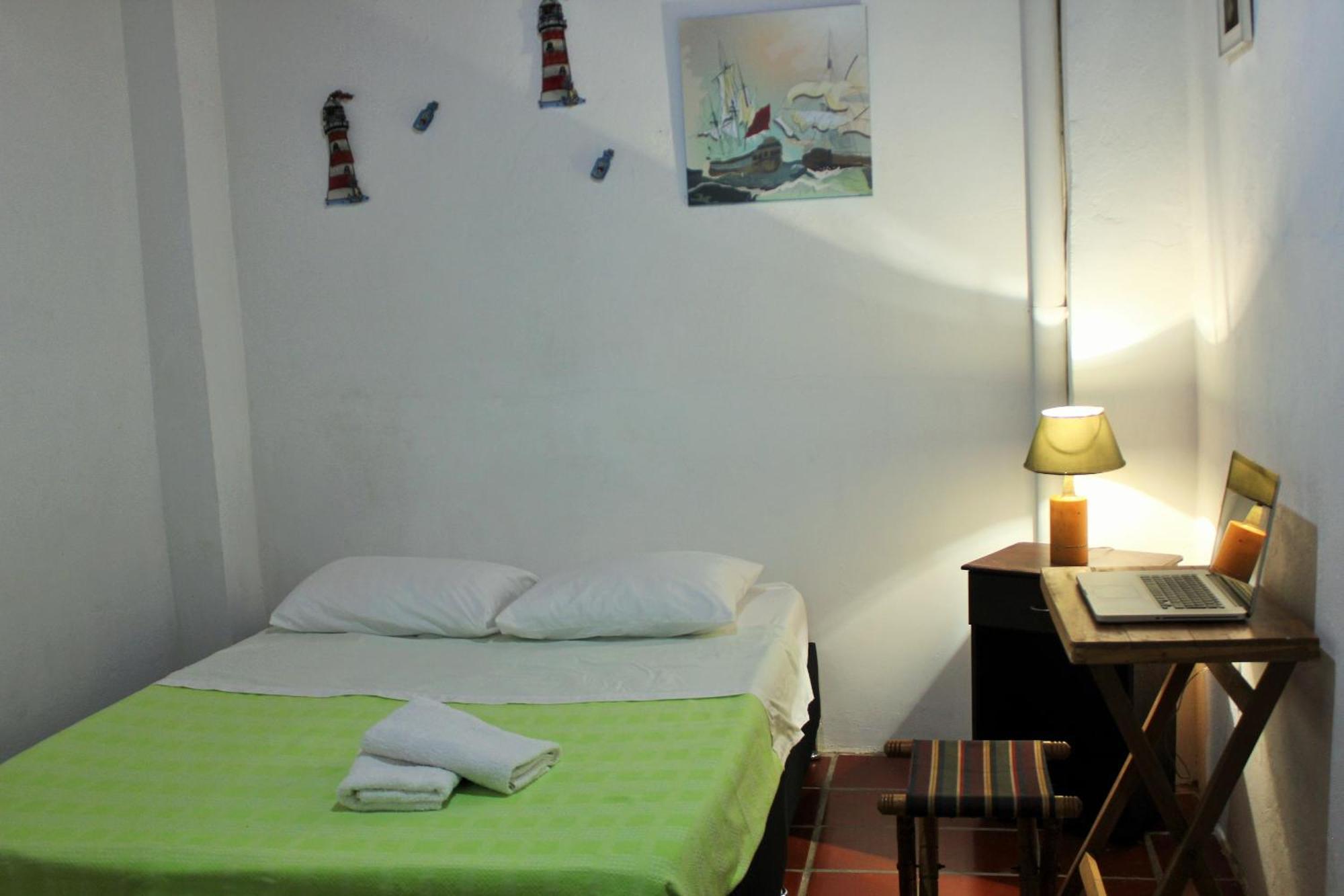 Hospedaje Los Capuchinos Socorro Bagian luar foto