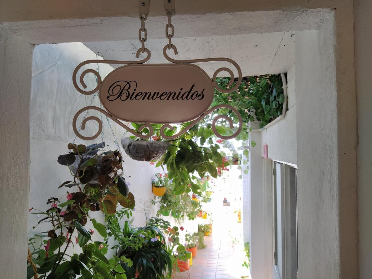 Hospedaje Los Capuchinos Socorro Bagian luar foto